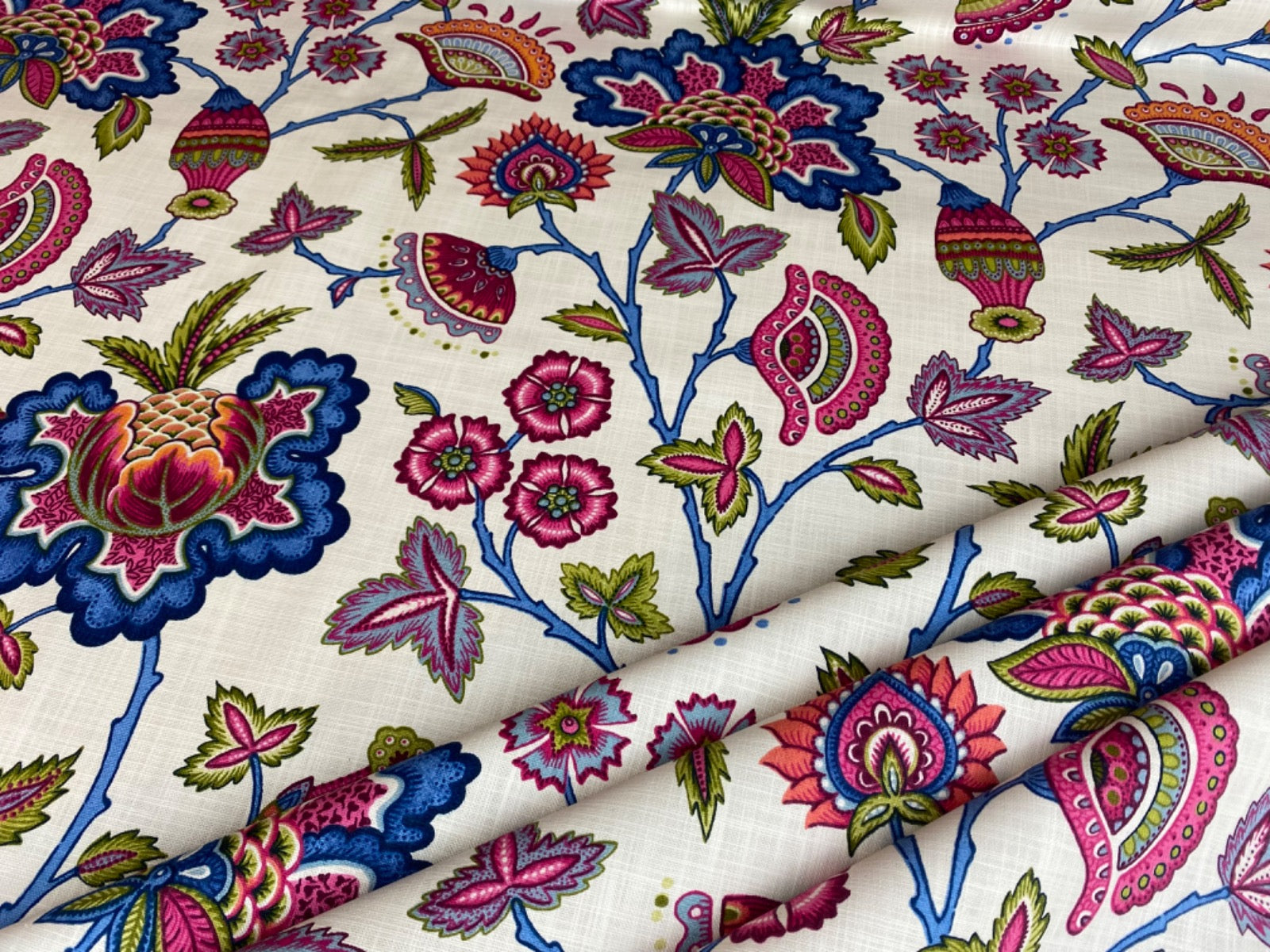 iLiv Summer Hot Pink