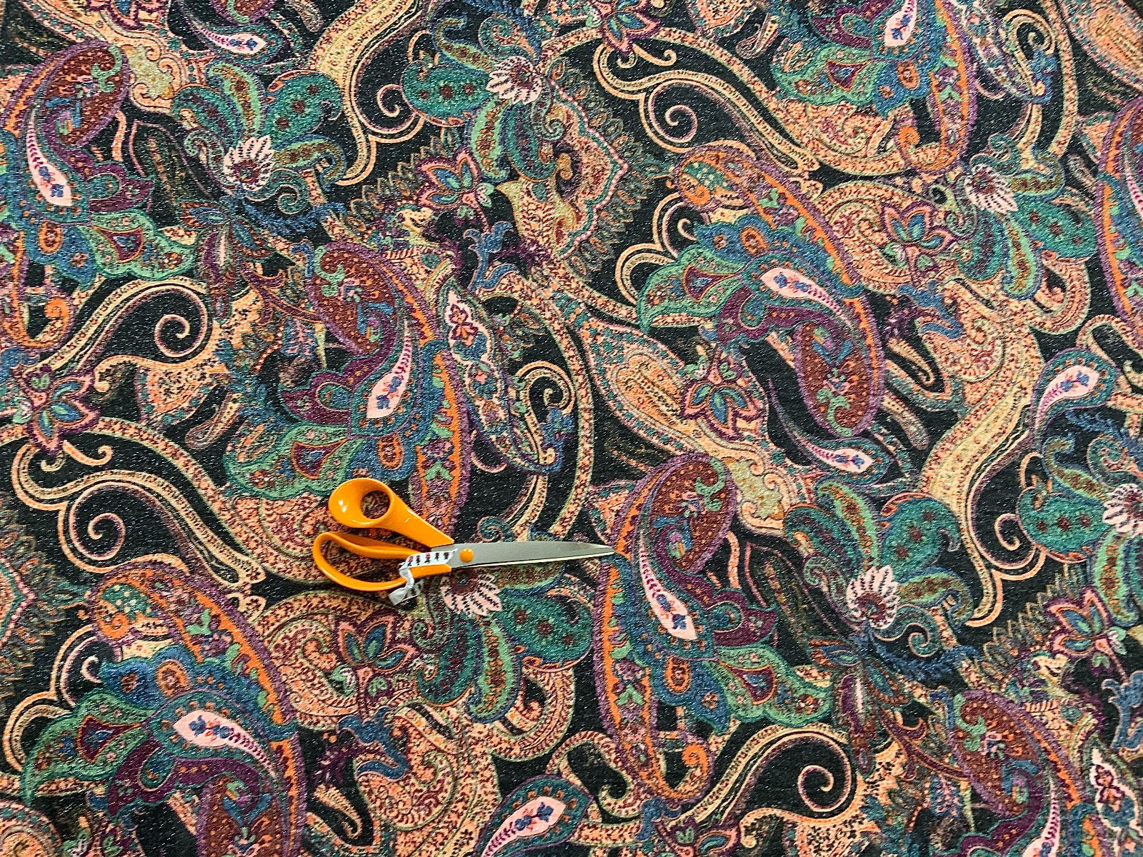 F60 Lurex Knit Glitzy Paisley Jade Green/ Peach