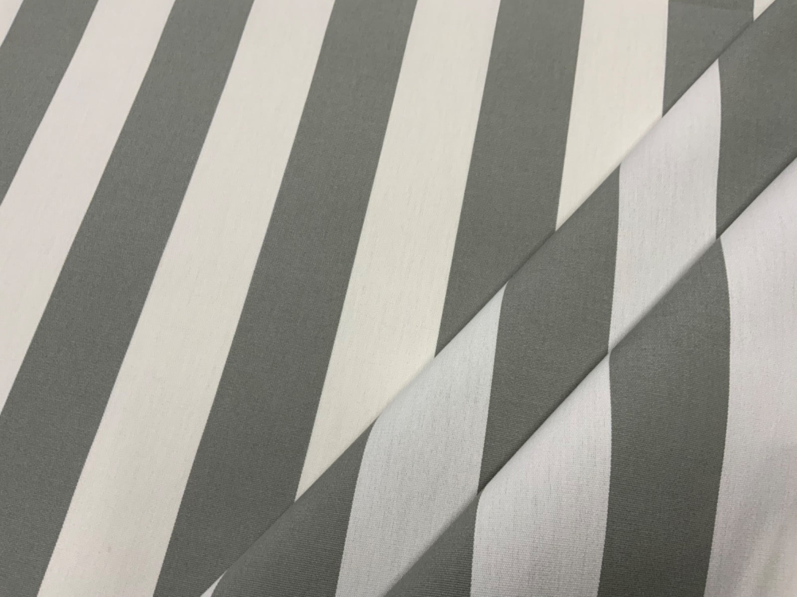 T539 Outdoor Indoor Water Repellent Bold Stripe Grey