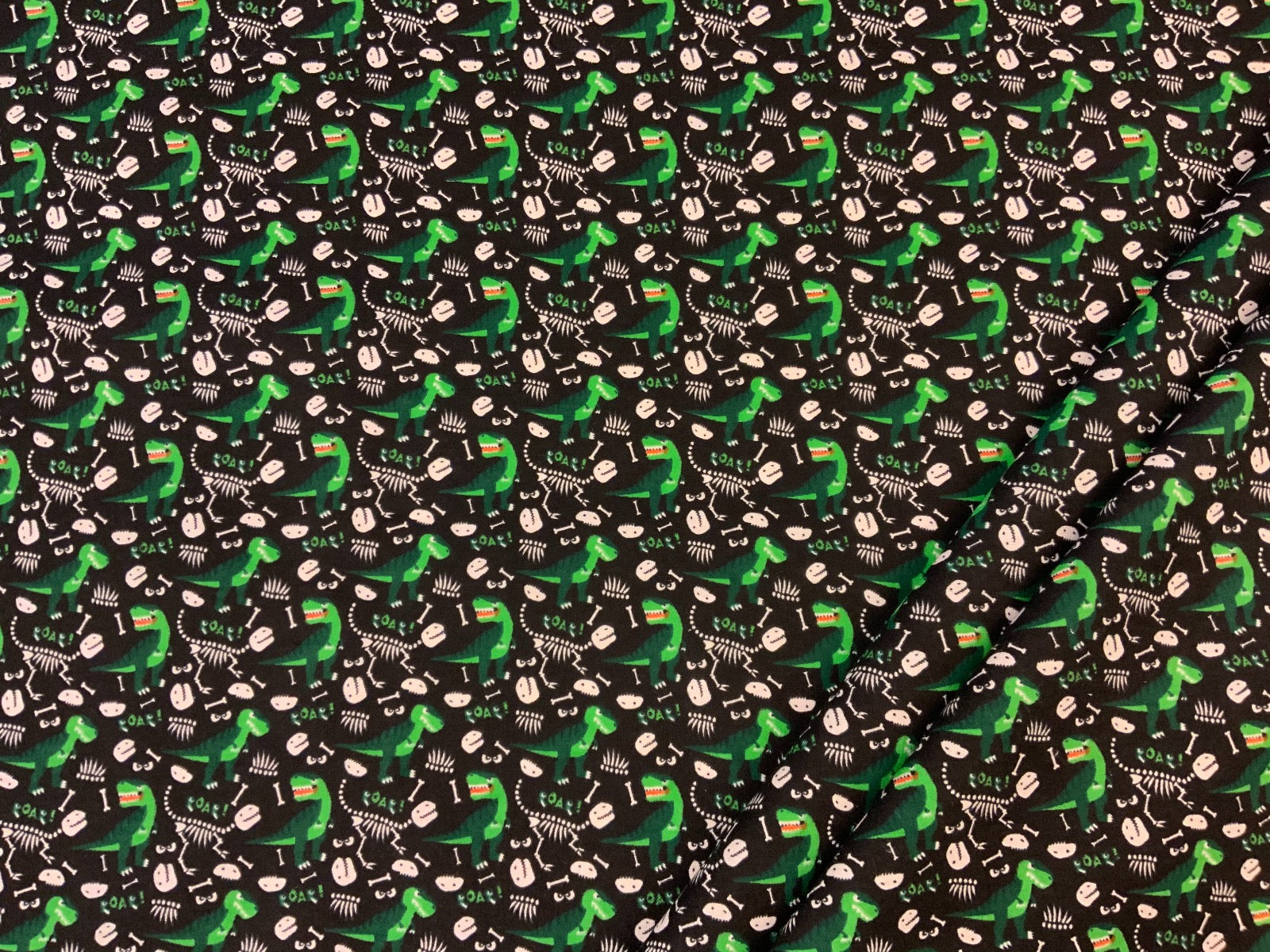 I409 Dino Roar Brushed Cotton Flannel Black