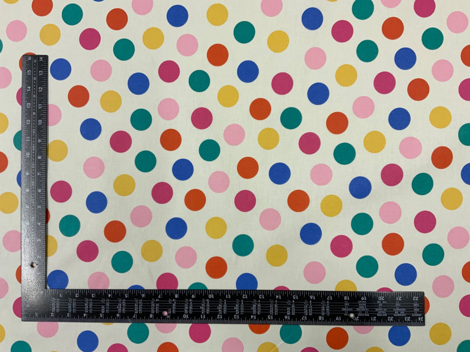 T530 Oilcloth Confetti Polka Dot Off White Multi