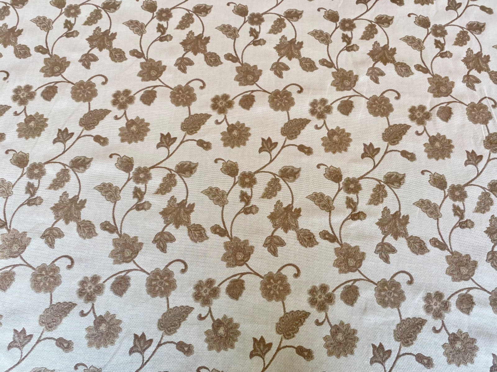 Tex Ex 2613 Bess Floral Tapestry Biscuit