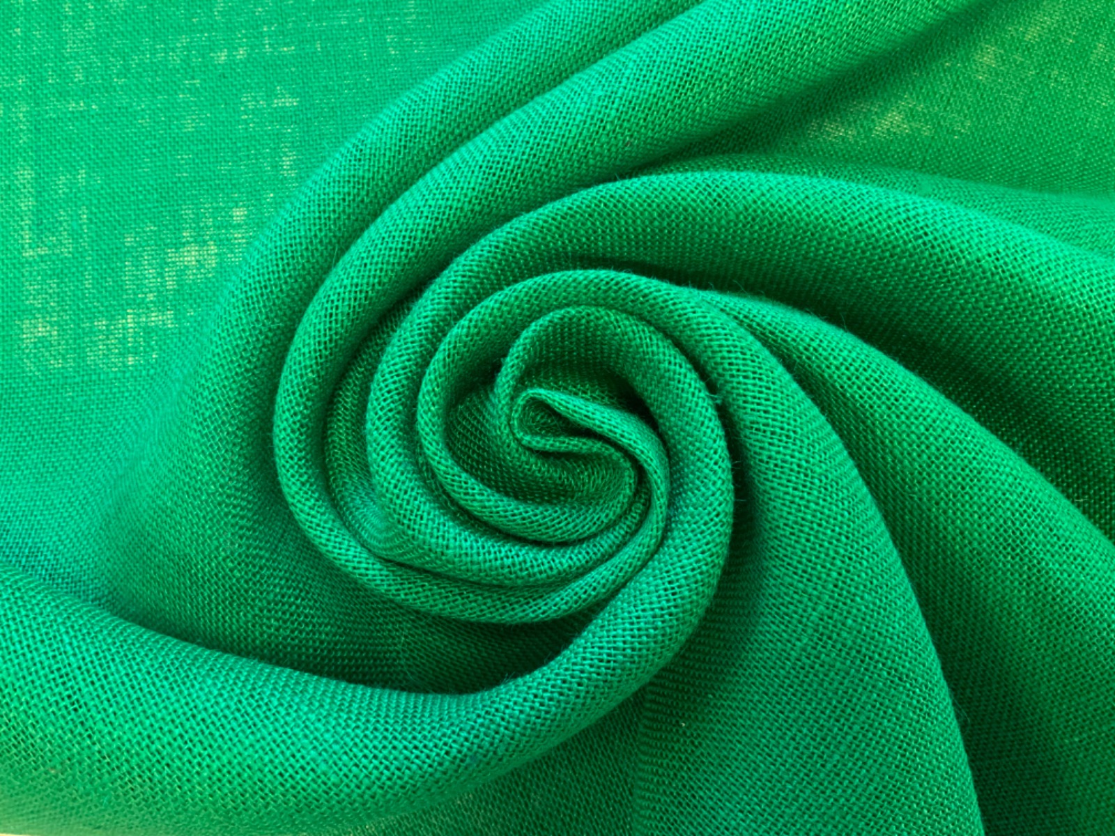 Tex Ex 2682 Bright Green Hessian Fabric