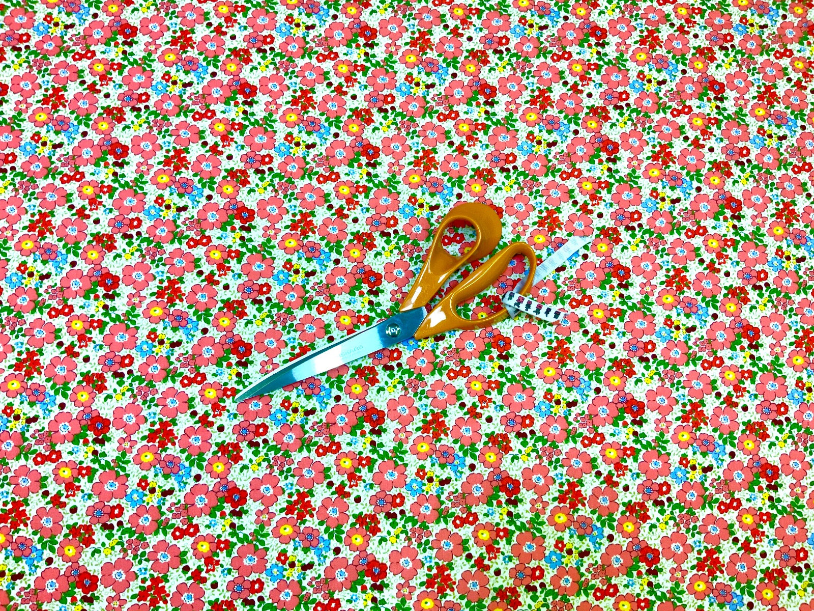 Betty Floral Cotton Poplin C590 Peach Pink