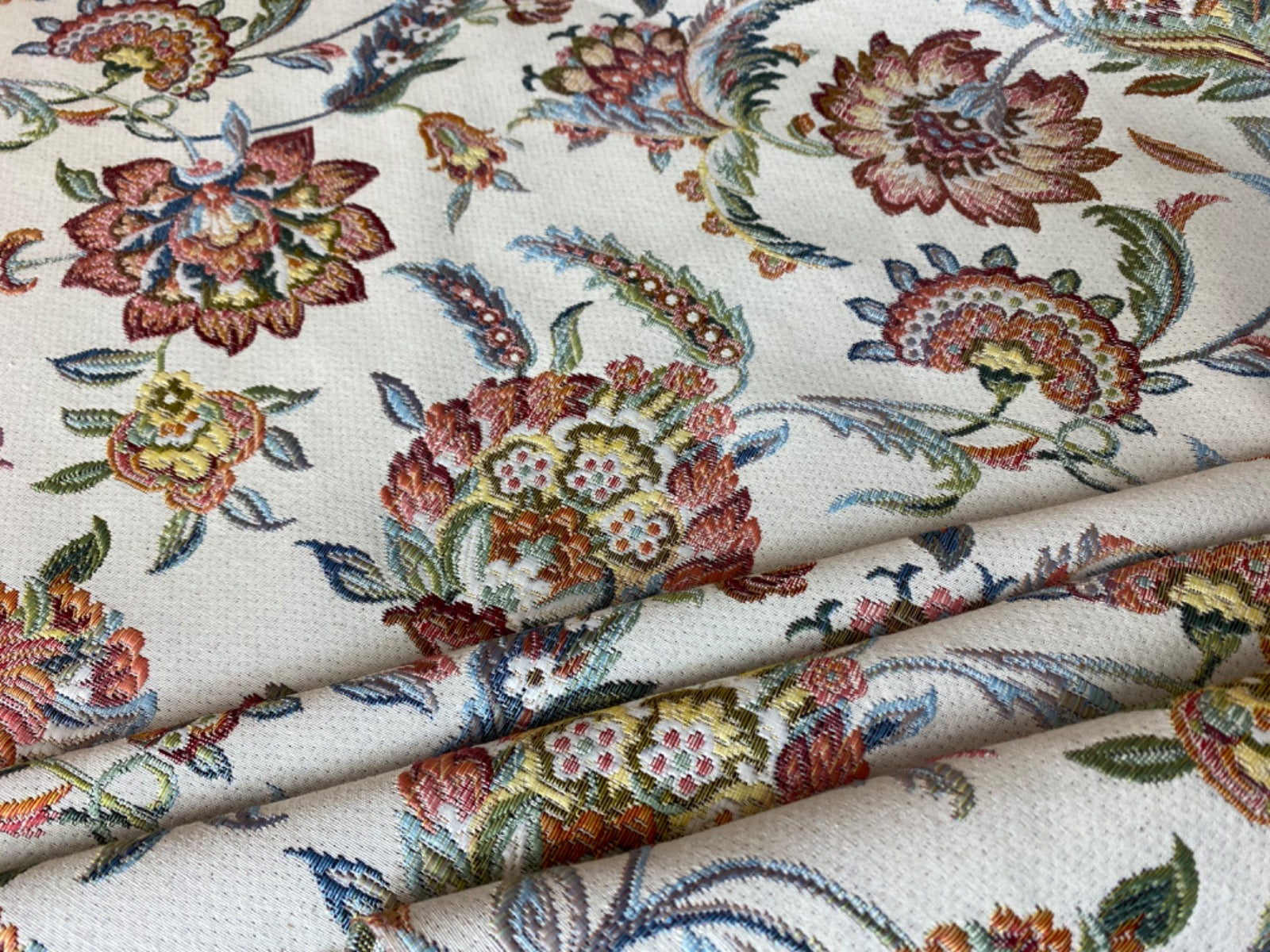 Jacobean Floral Tapestry Spring T506