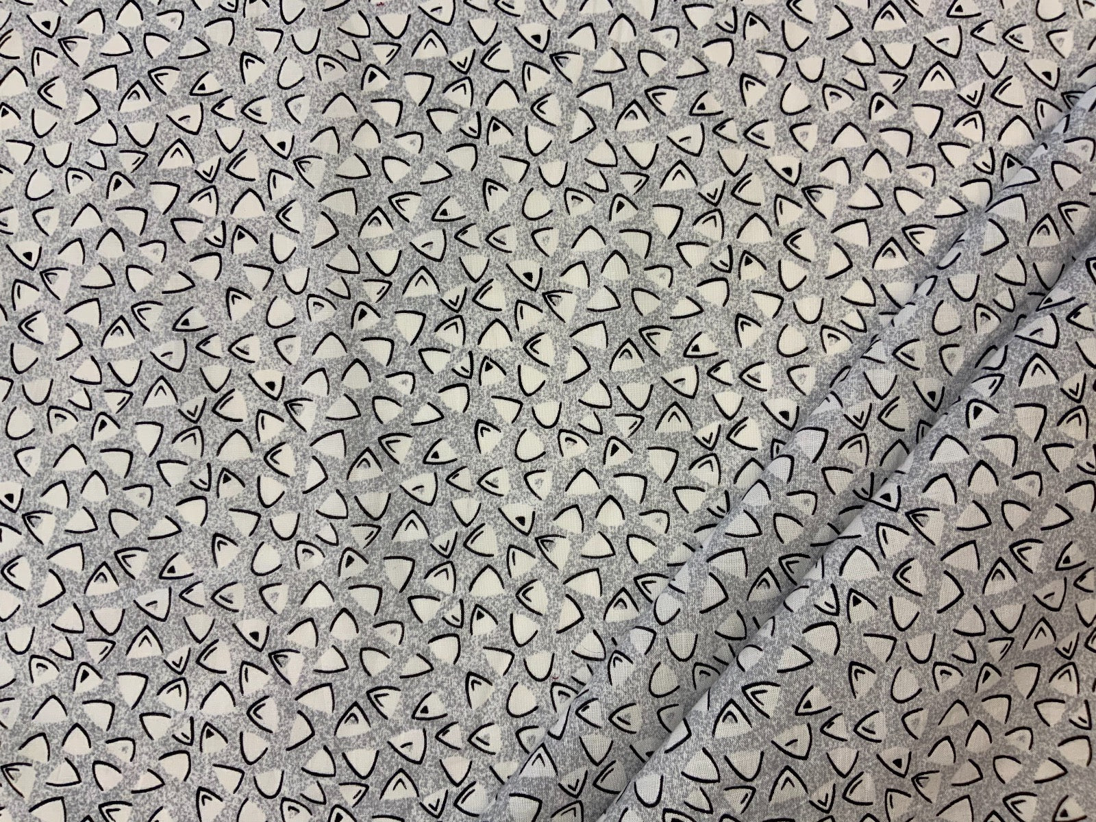 Reginald Triangle - Vintage collection 23