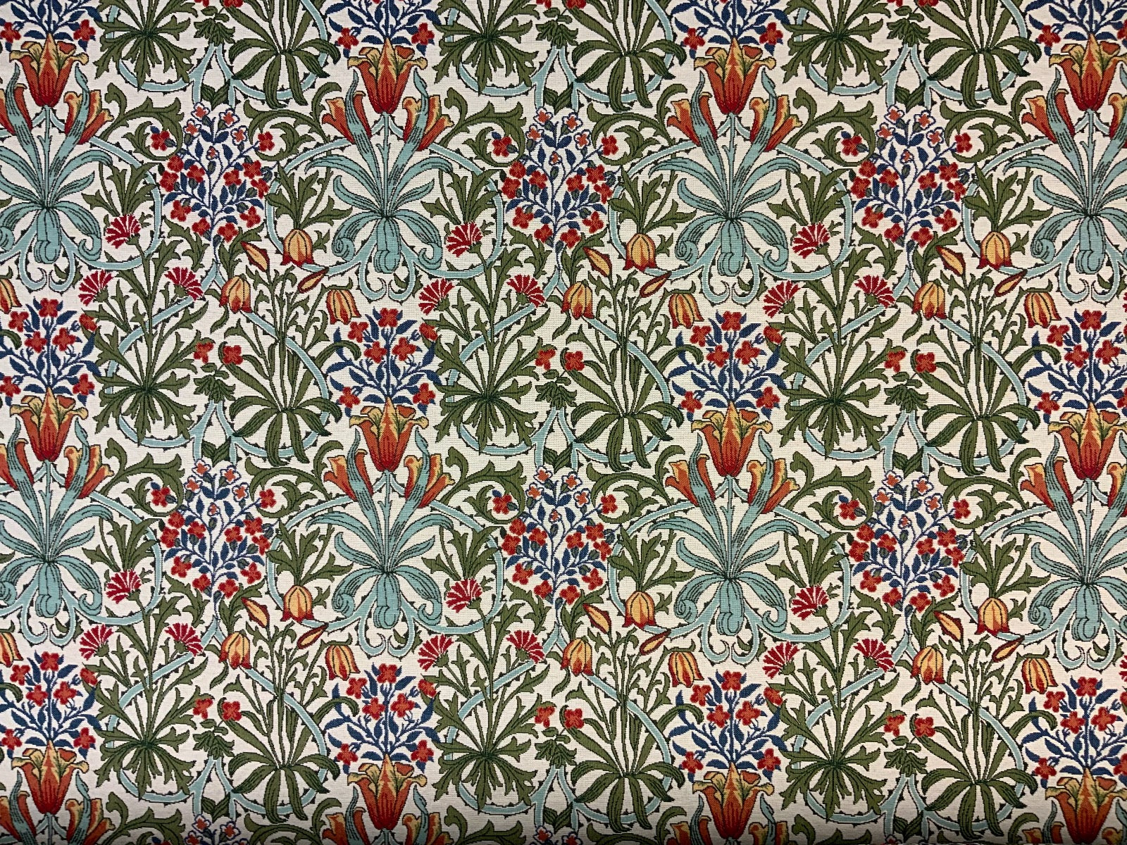 Standen Tulip Tapestry T402