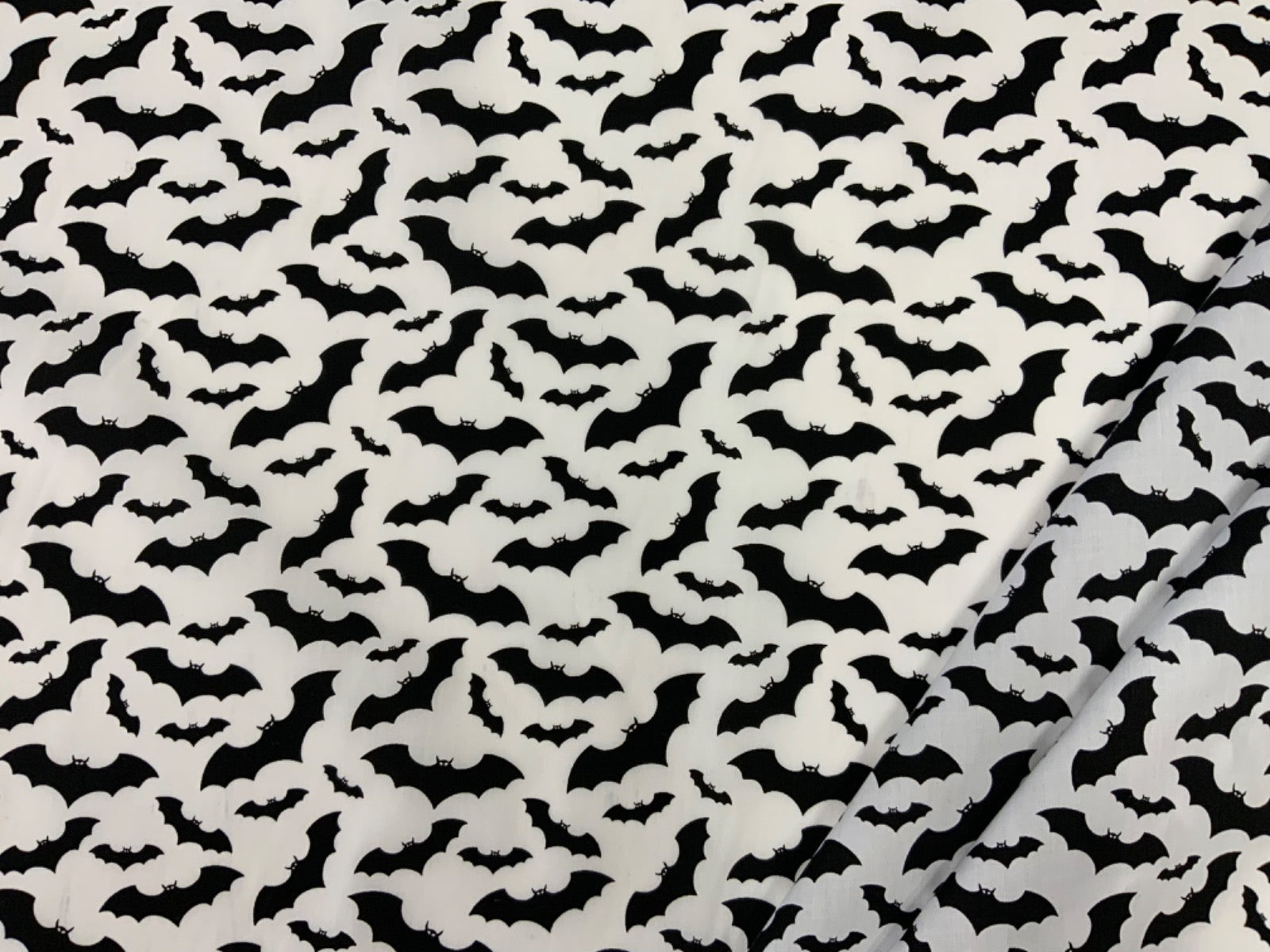 C712 Flying Bats Poly Cotton