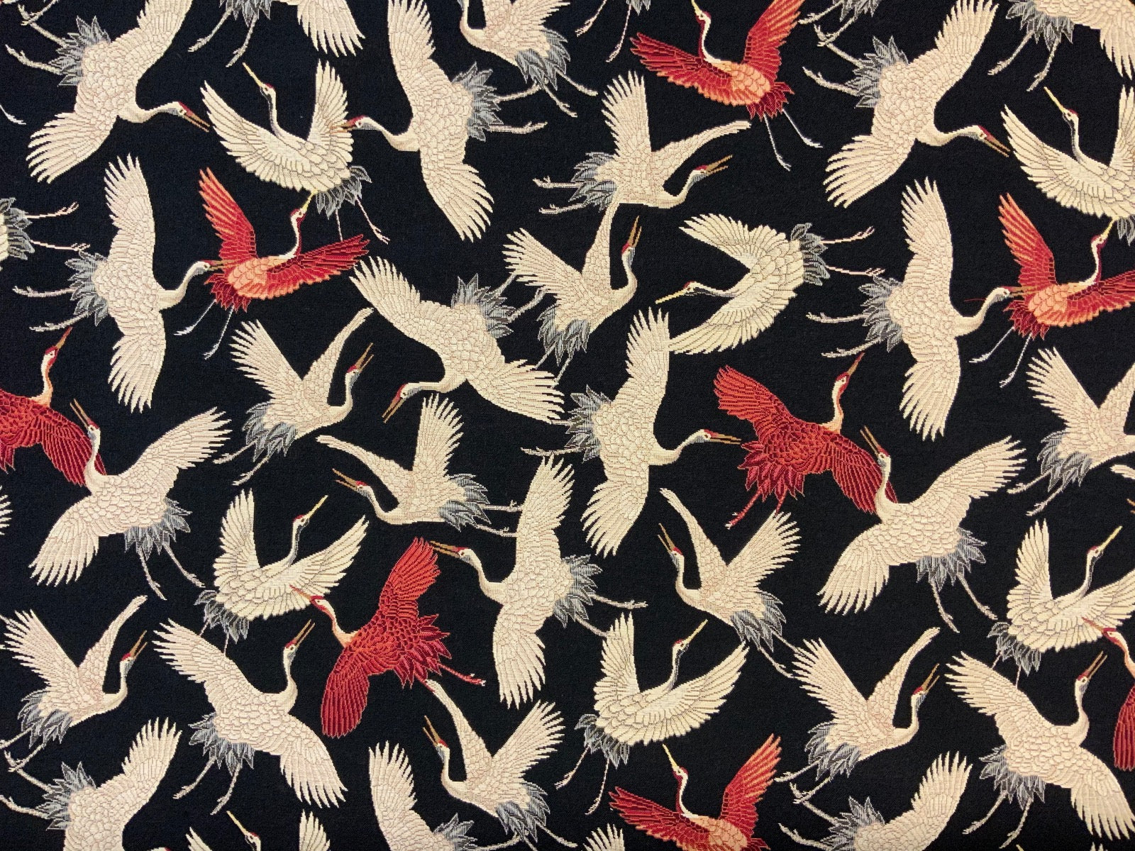 T425 Cranes Tapestry Multi