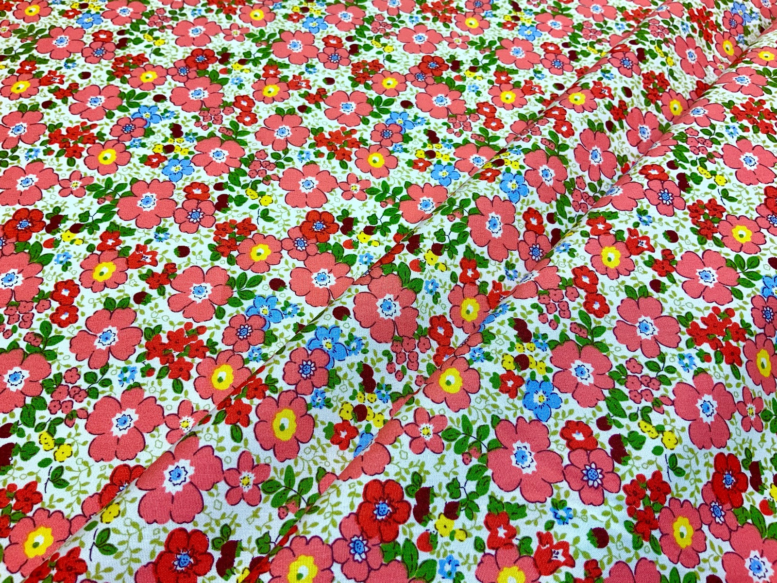 Betty Floral Cotton Poplin C590 Peach Pink