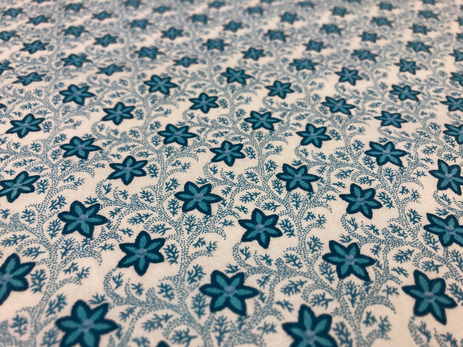 Carmen Bloom - Vintage collection 81