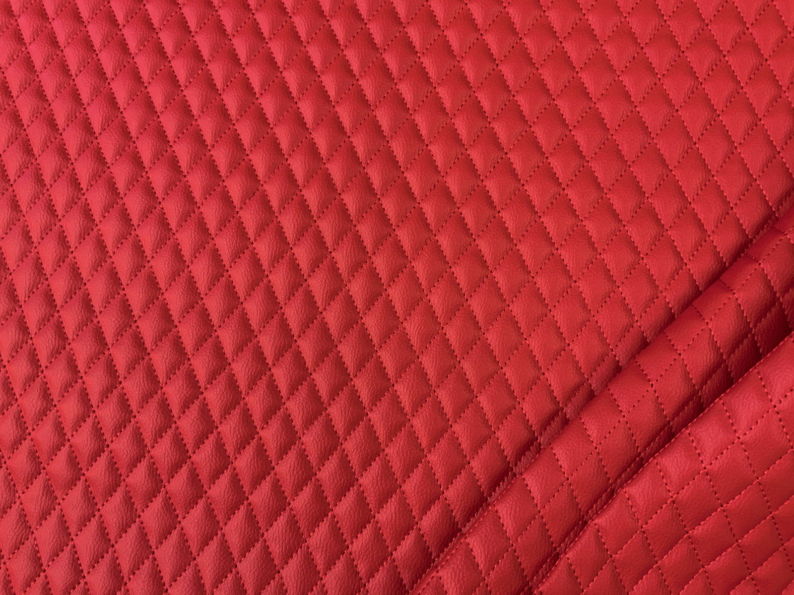 H288 Quilted Leatherette Red