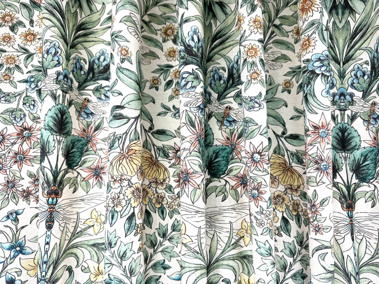 Clarke & Clarke Mirabell Summer