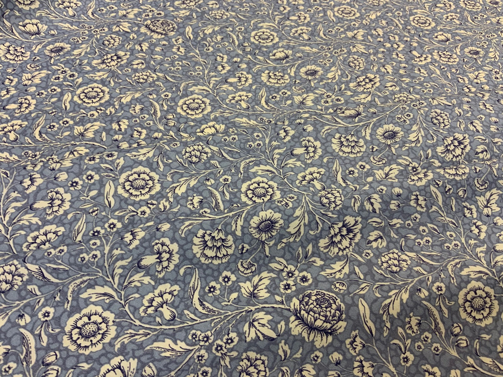 Art Nouveau cotton poplin Flower Denim C563