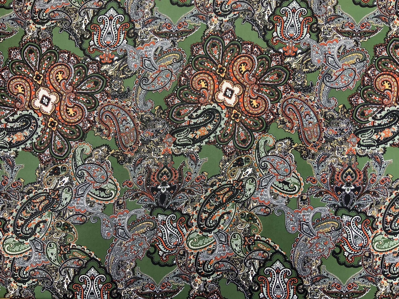 I359 Paisley Chiffon Forest