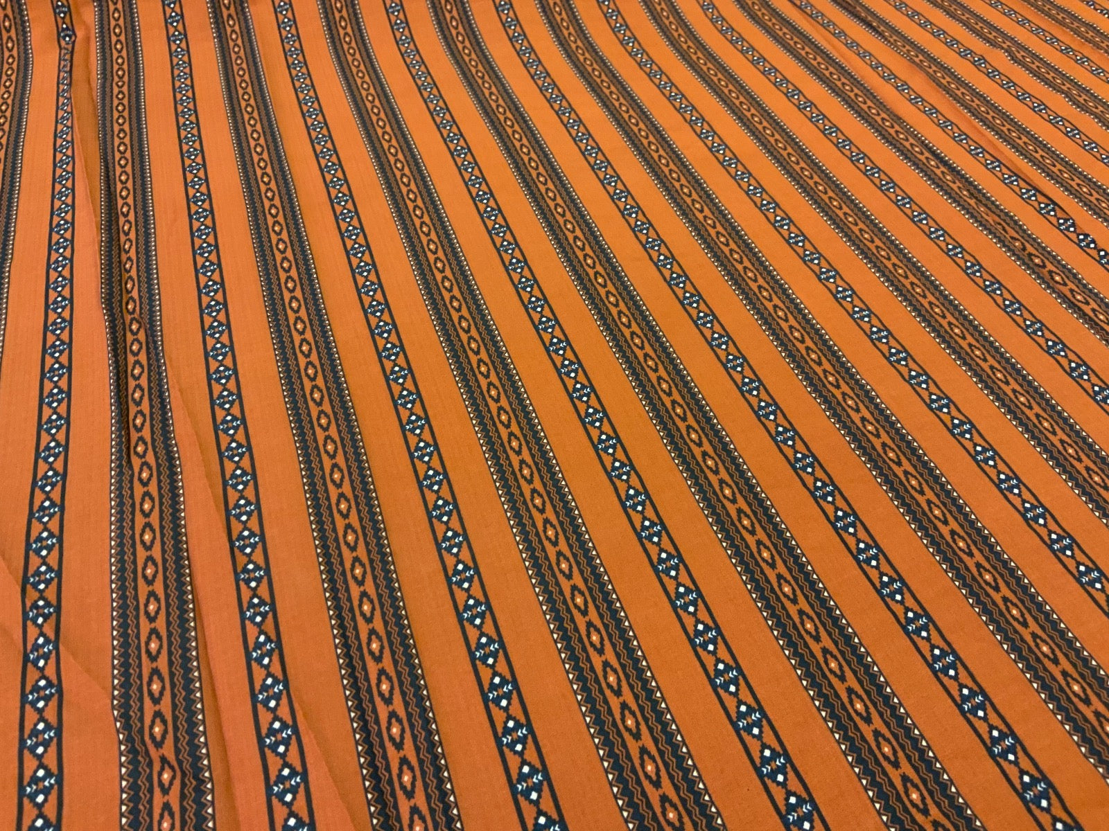 F218 Aztec Tribal Stripe Rust