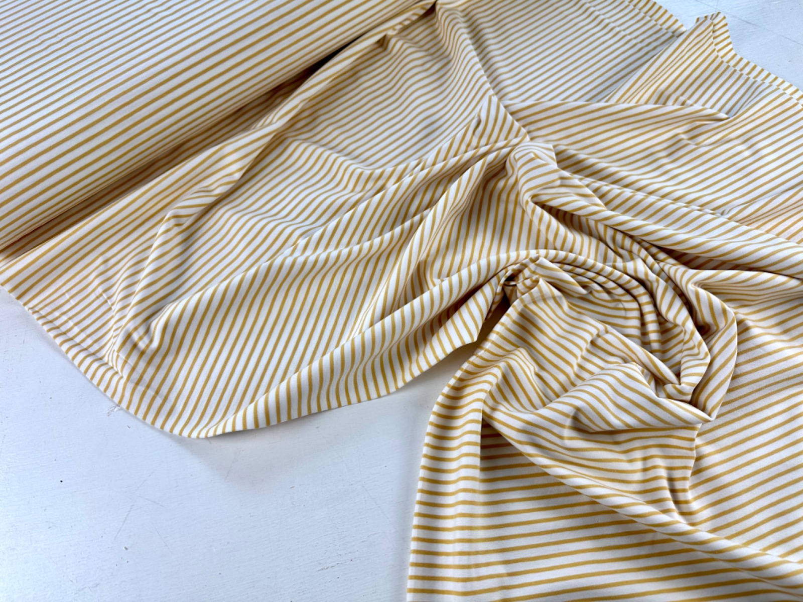 W05 Breton Stripe Jersey Yellow