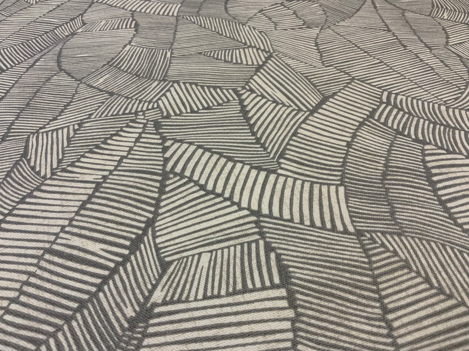 ILiv Definity Mineral