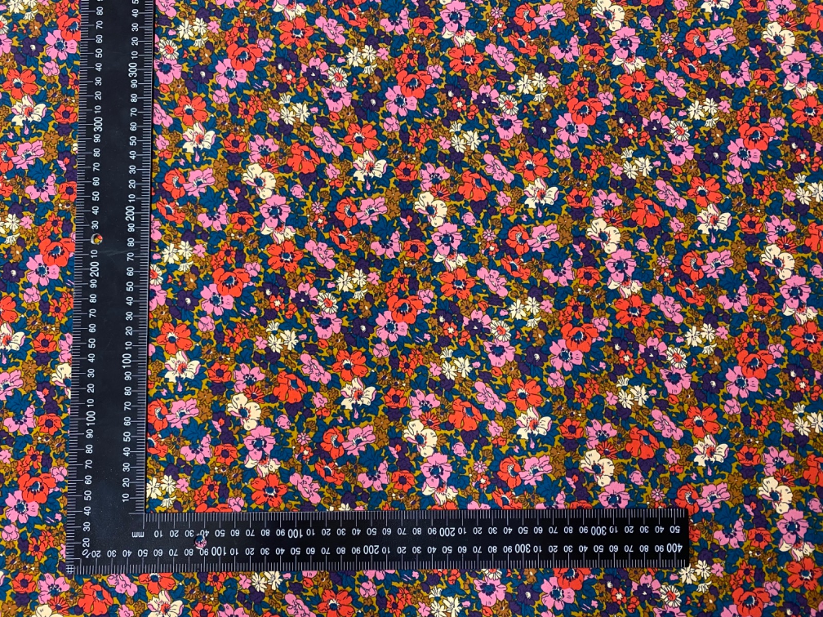 F341 Lizzie Flowers Soft Drape Mustard