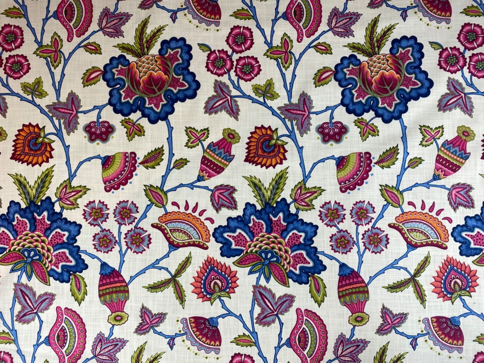 iLiv Summer Hot Pink