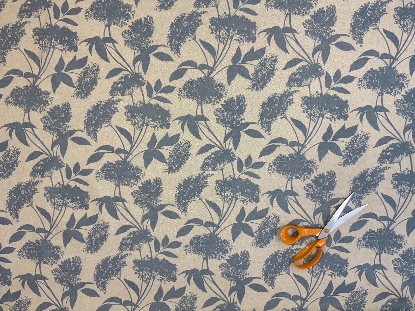 S188 Elderflower Oilcloth Natural Blue
