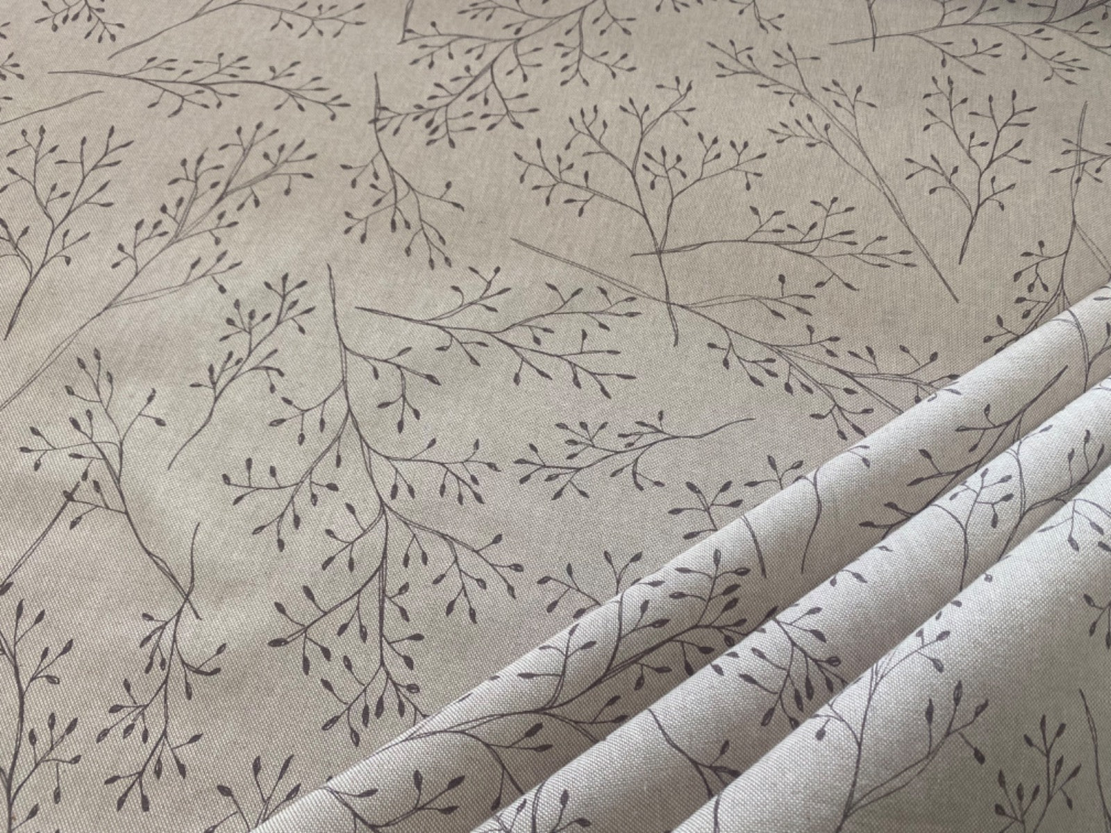 T466 Botanical Sketch Linen