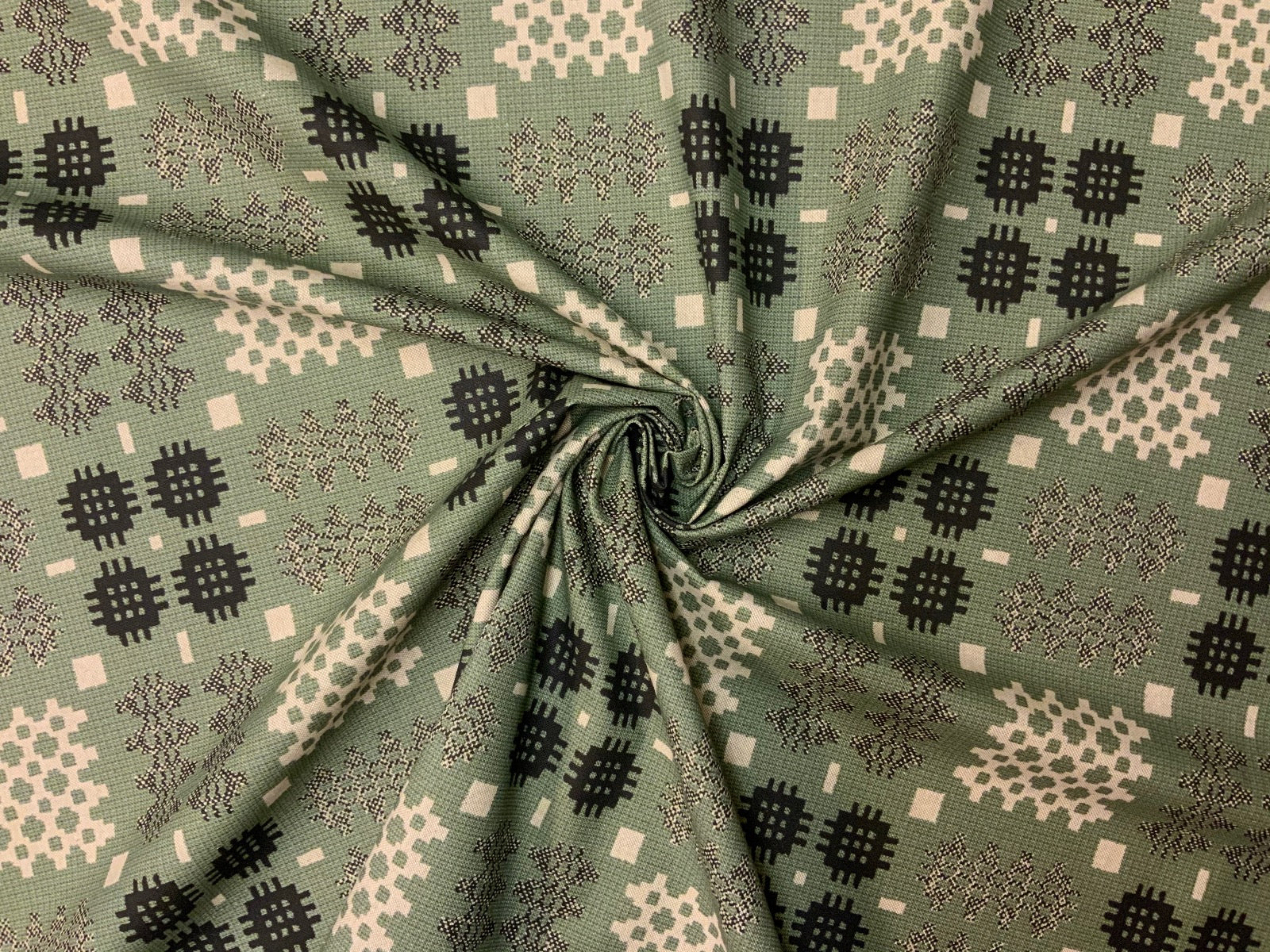 S90 Sage Green Linen Look Welsh Blanket Print