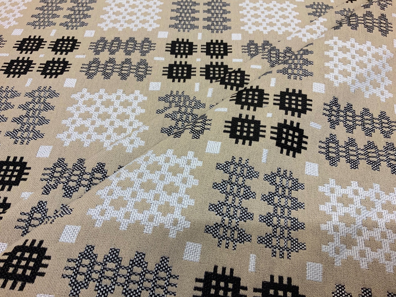 R49 Welsh Blanket Tapestry Beige | Textile Express | Buy Fabric Online