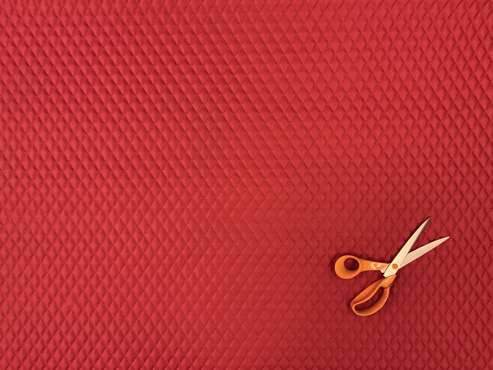 H288 Quilted Leatherette Red