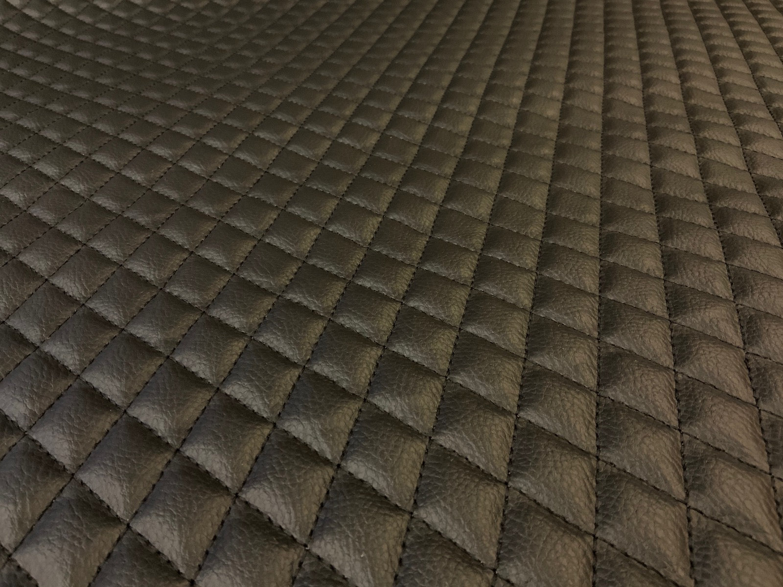 H284 Quilted Leatherette Black