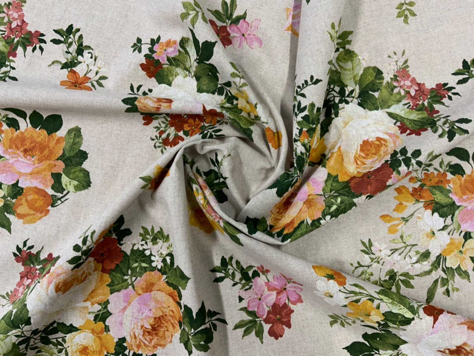 T478 Vintage Roses Apricot Linen
