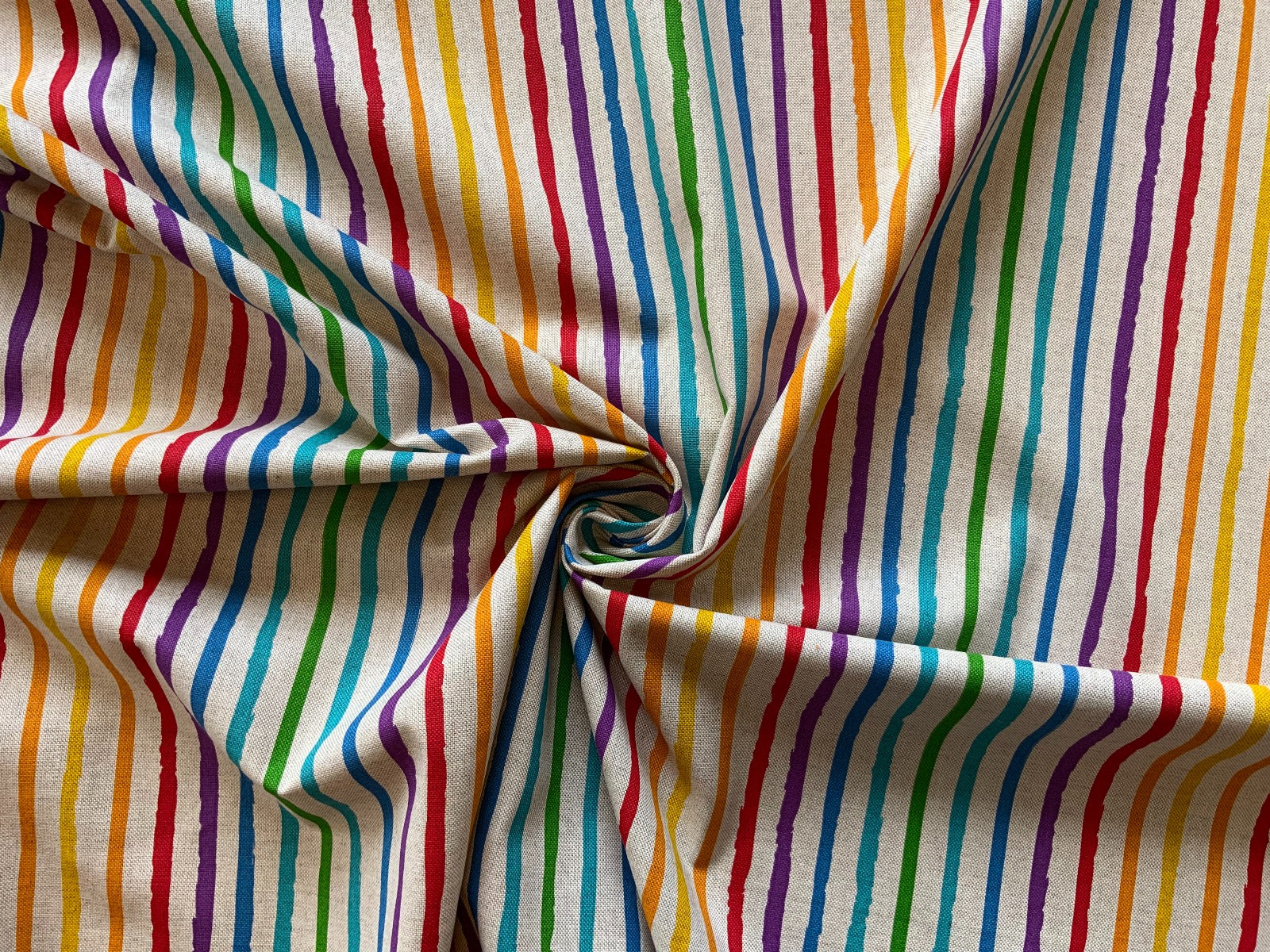 T394 Paint the rainbow stripe