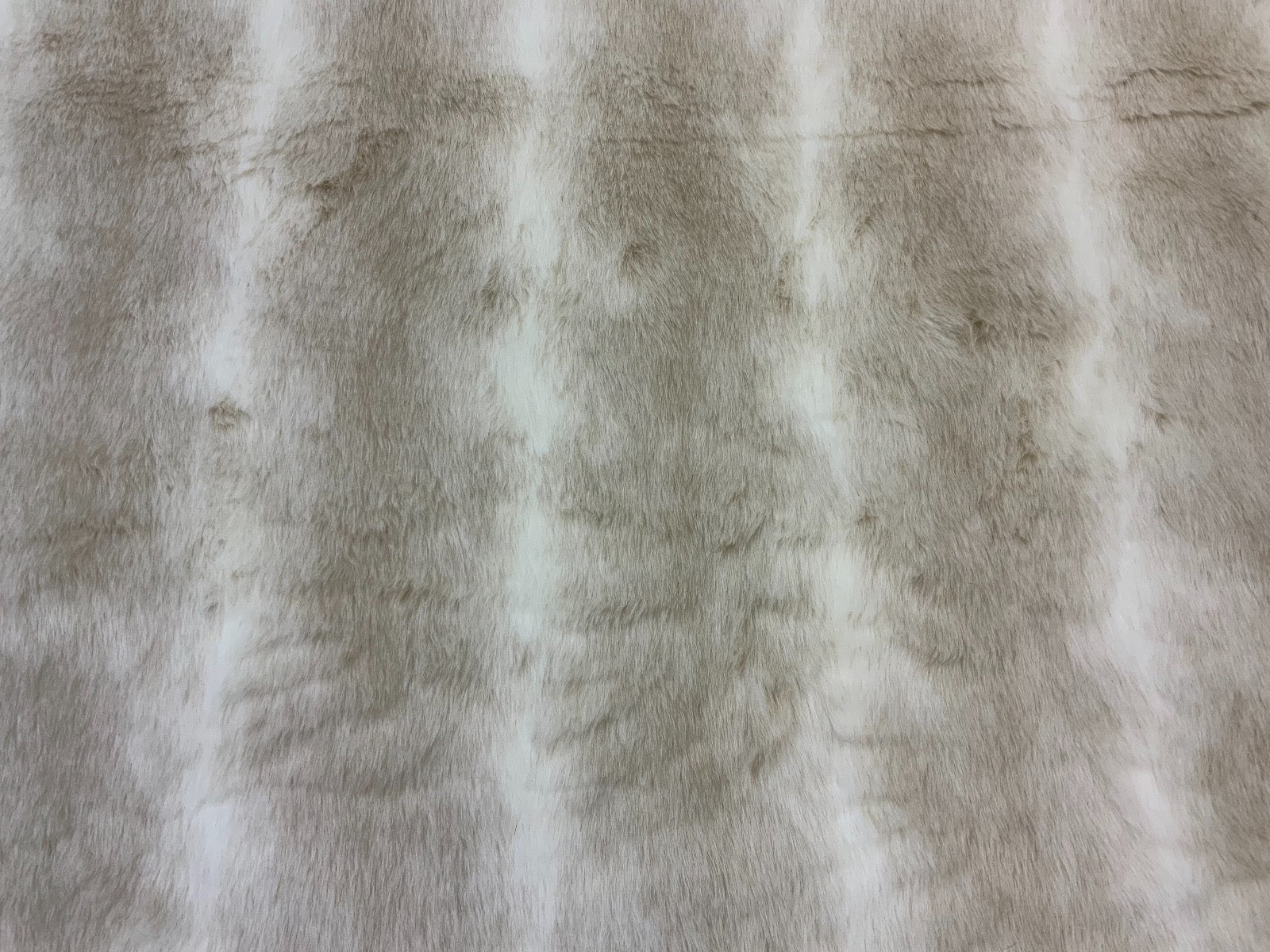 Luxury Snow Rabbit Faux Fur Tex Ex 2499