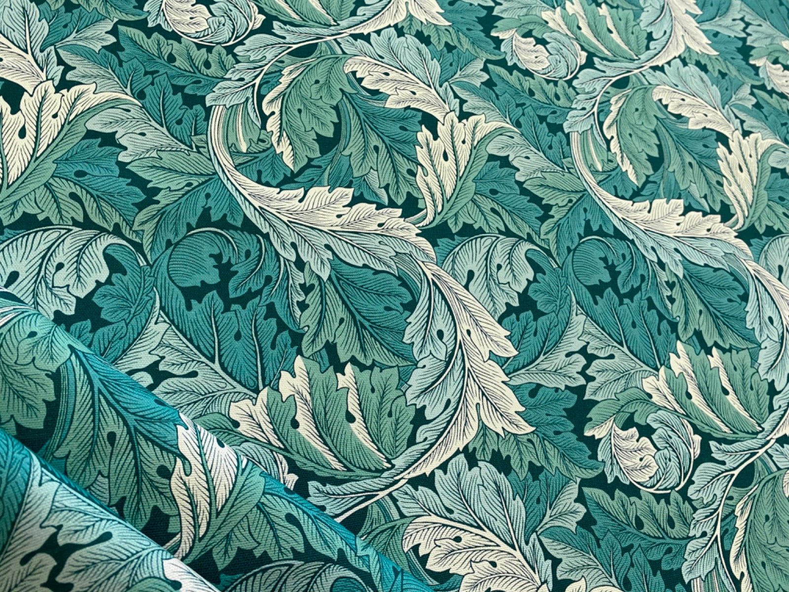 Clarke & Clarke Acanthus Teal