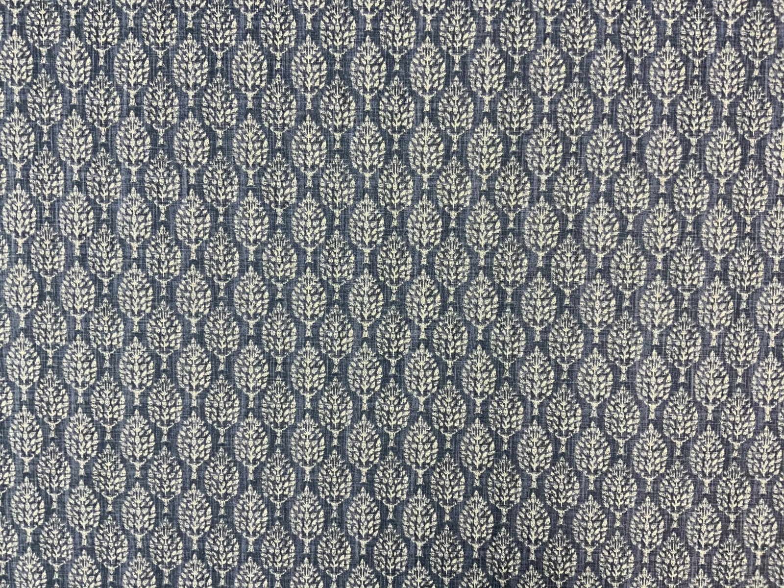 ILiv Kemble Sapphire