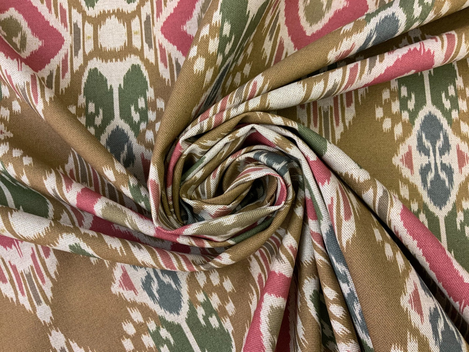 E189 Lombok Ikat Ochre