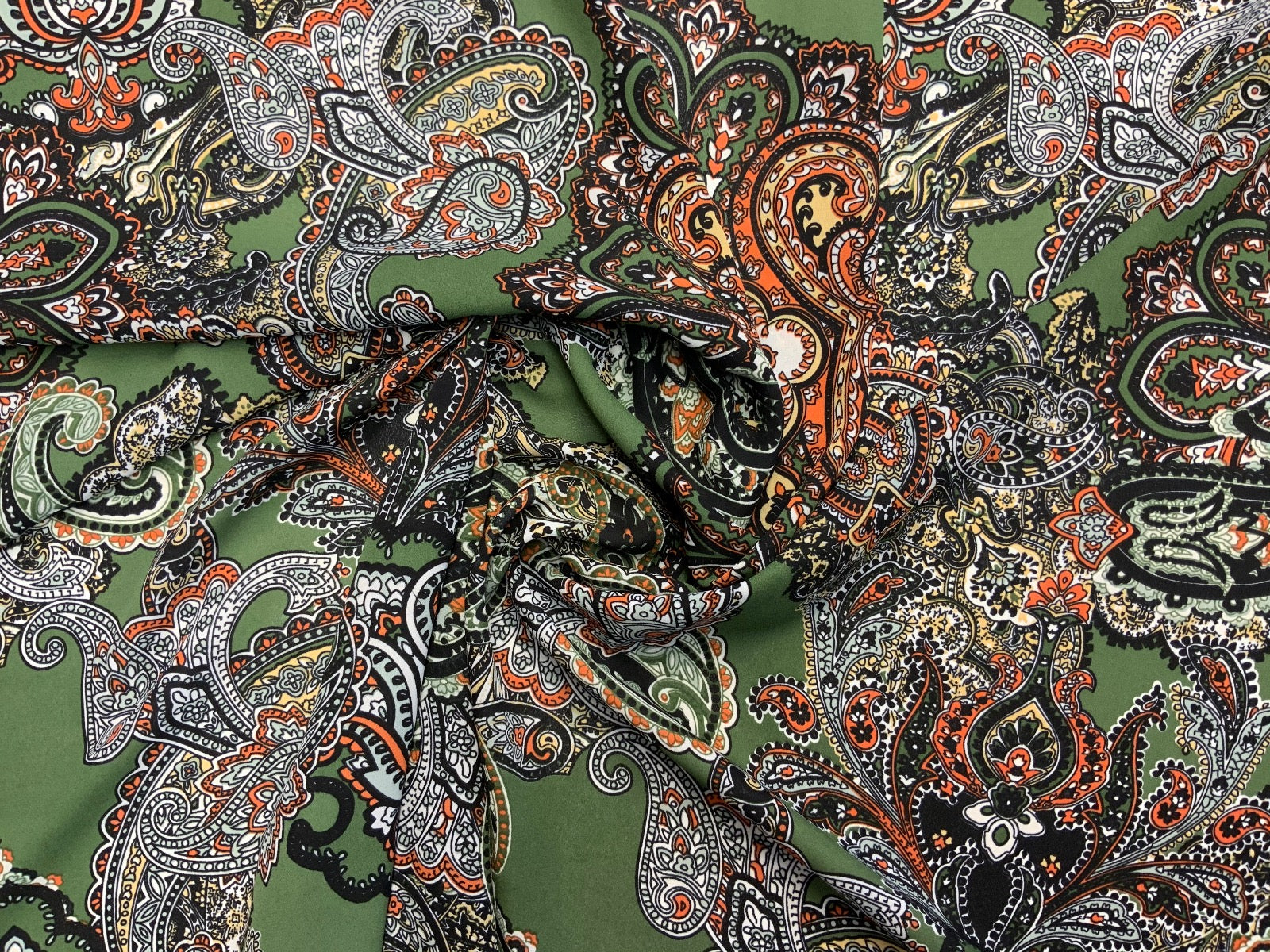 I359 Paisley Chiffon Forest