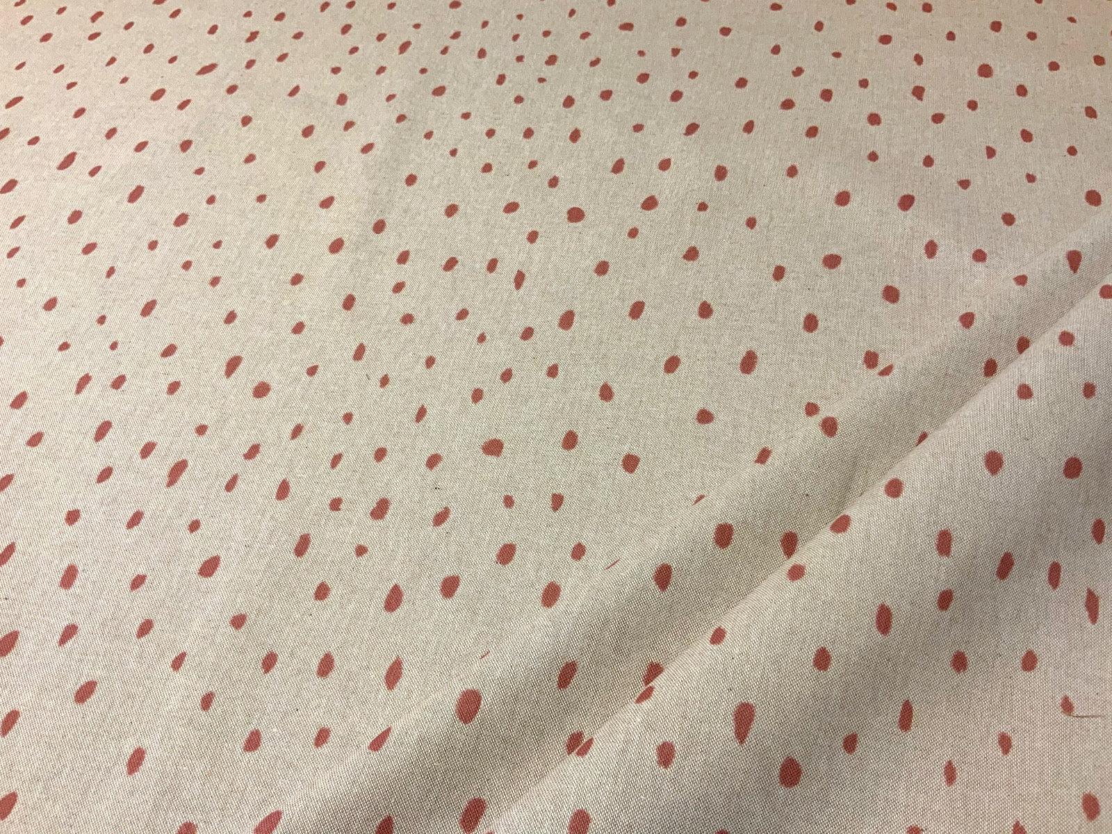 S99 Rose Linen Spotty Paint