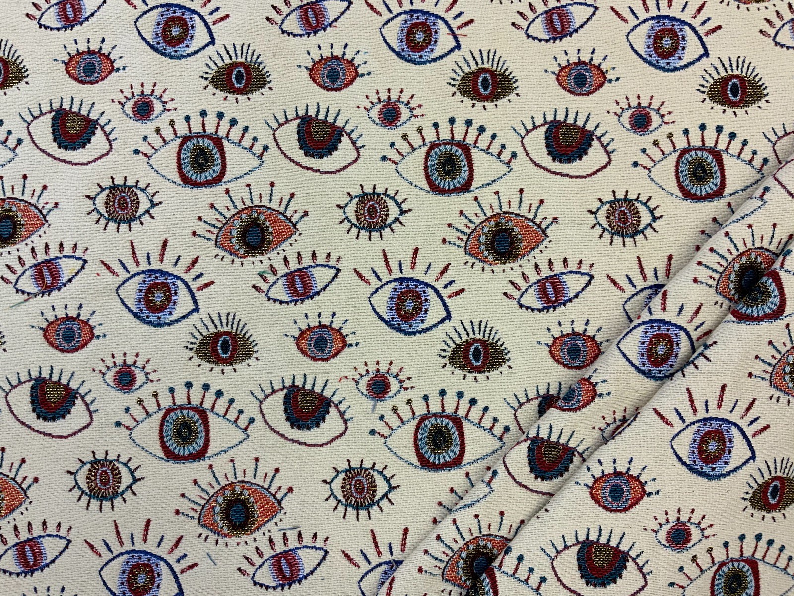 H290 Cyclopes Tapestry Ivory/ Multi