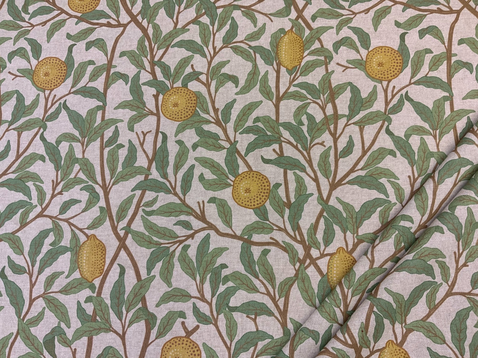 E188 Lucite Lemon Citrus