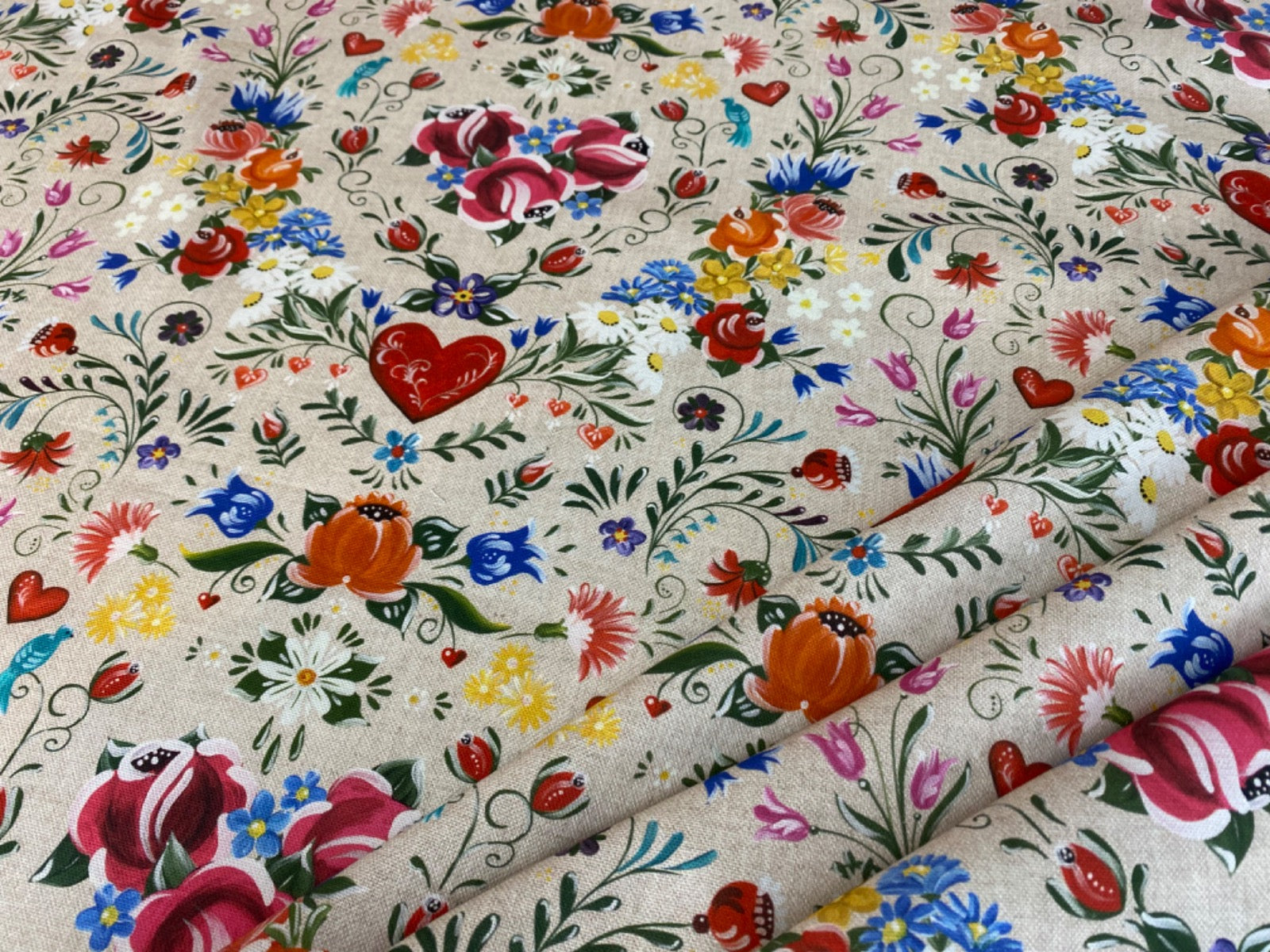 T535 Folklore Flowers Multi