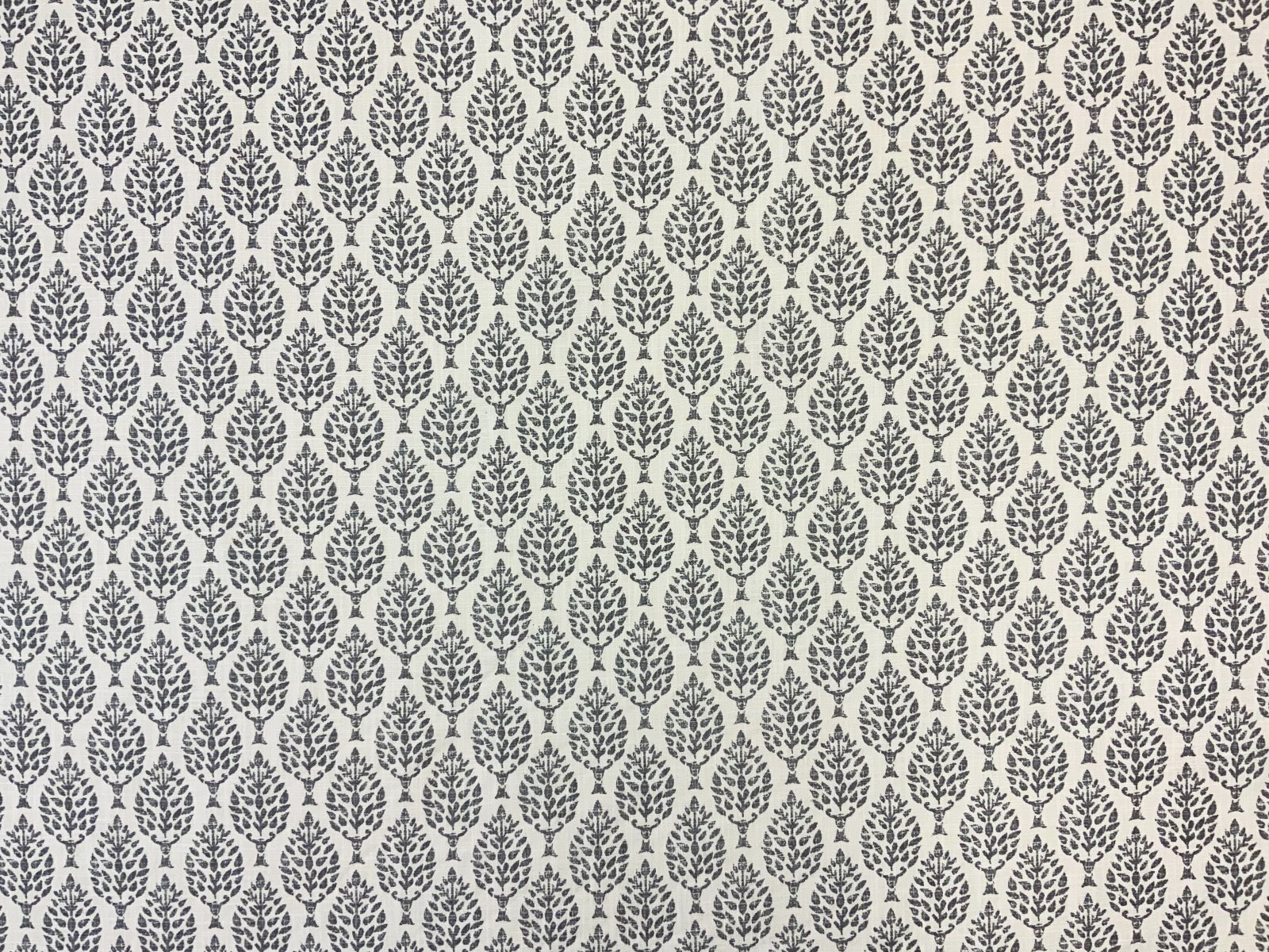 ILiv Kemble Filigree