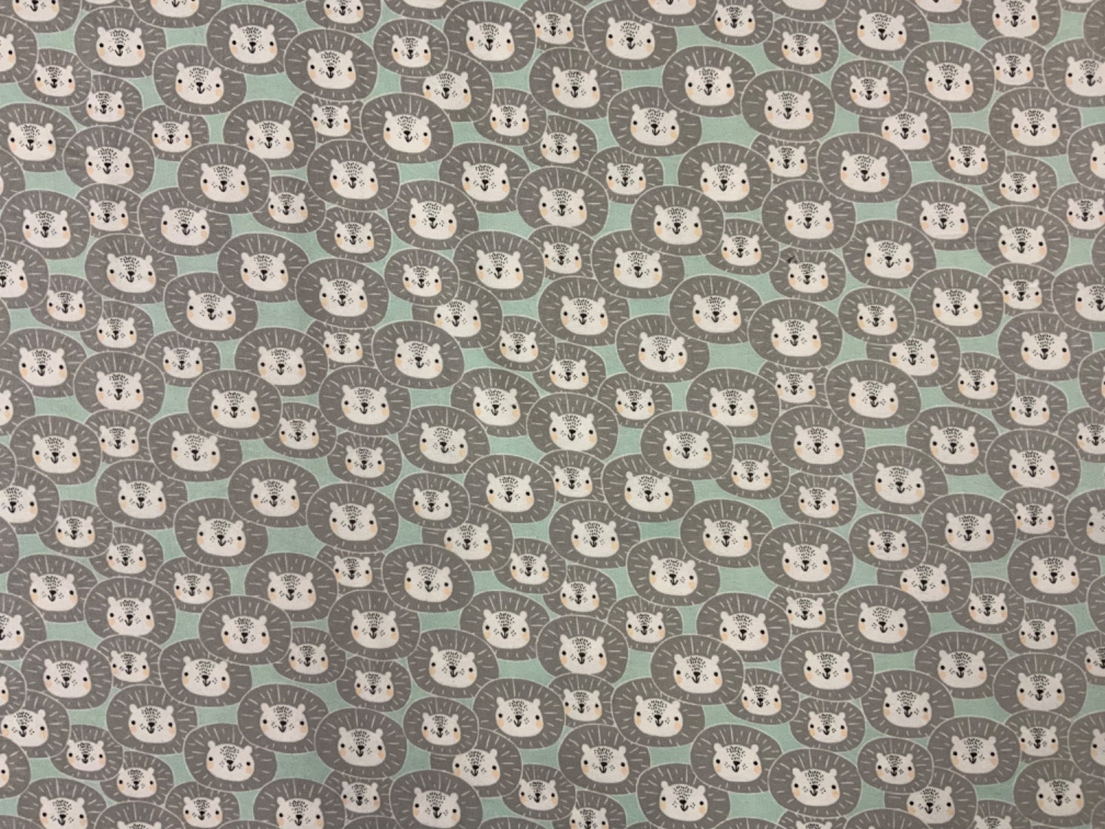 P138 Smiling Lions Brushed Cotton