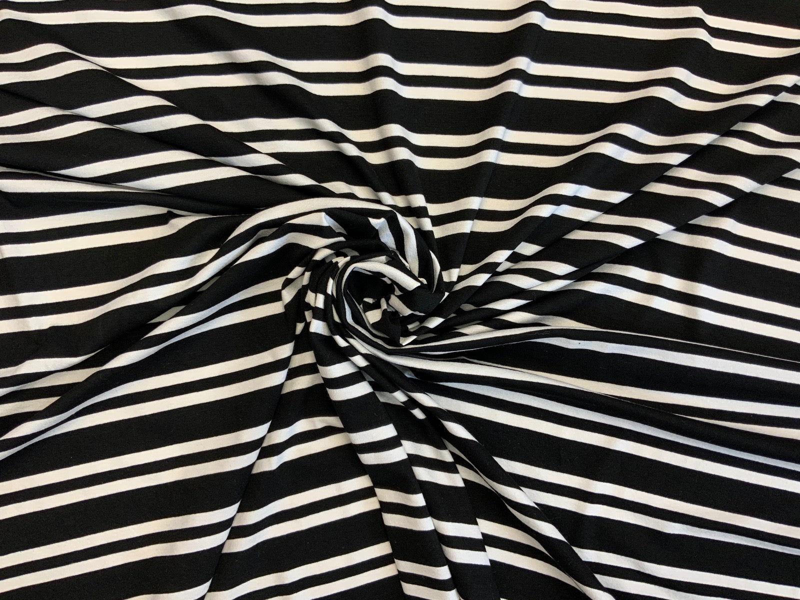 I390 Monochrome Stripe Jersey