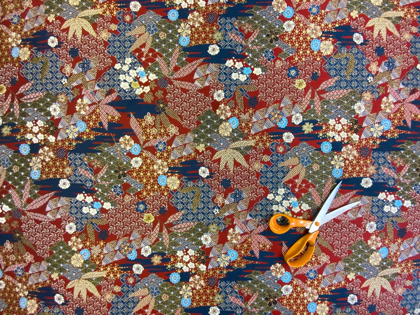 H305 Japanese Water Garden Tapestry Multi