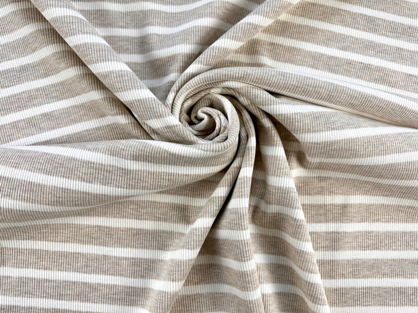 W01 Stripey Rib Jersey Natural