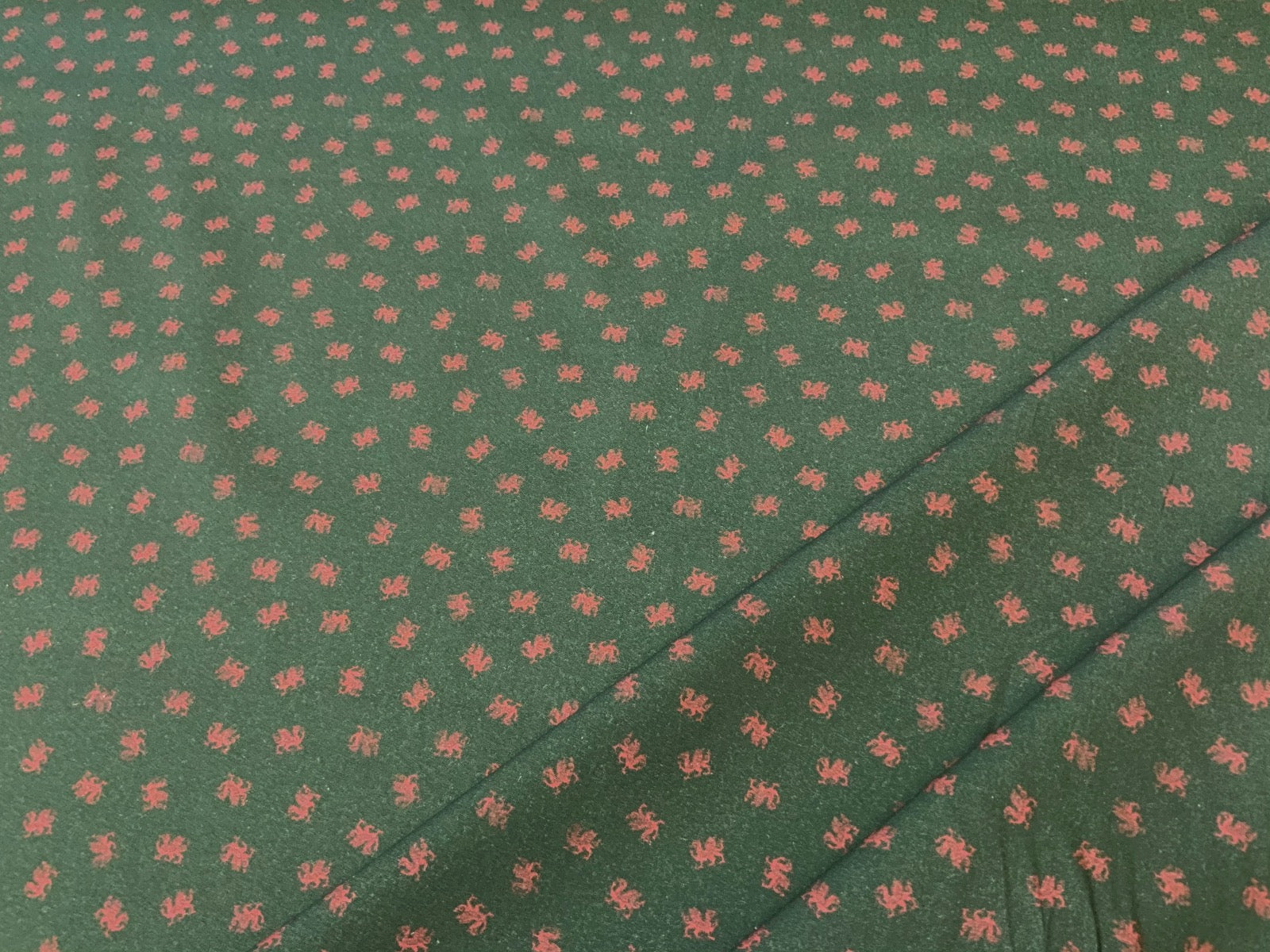 S115 Welsh Dragon Dress Cotton Green