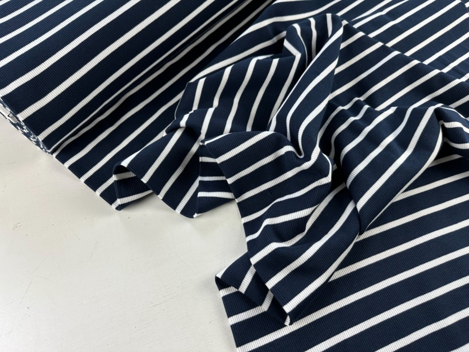 W02 Stripey Rib Jersey Navy