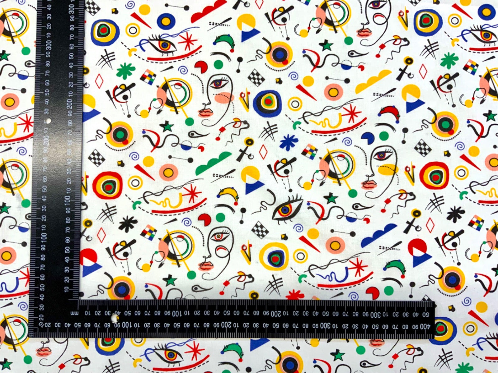 H327 Minds Eye Multi