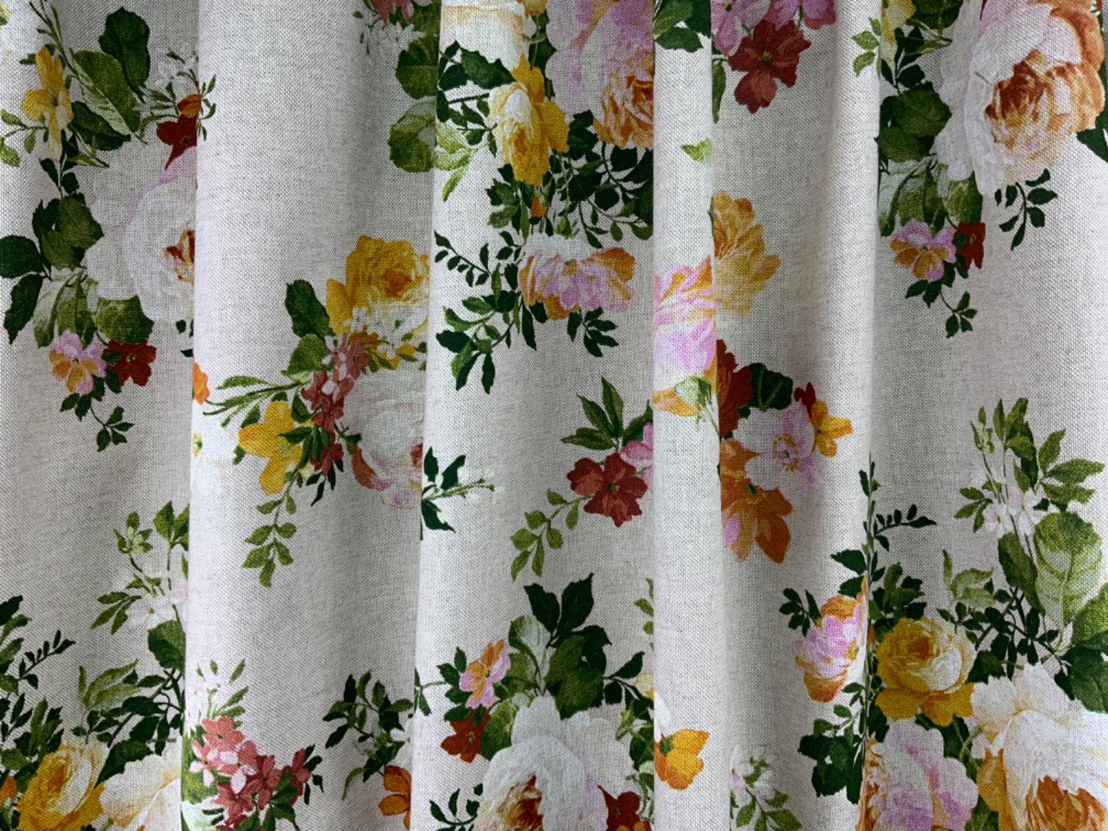 T478 Vintage Roses Apricot Linen